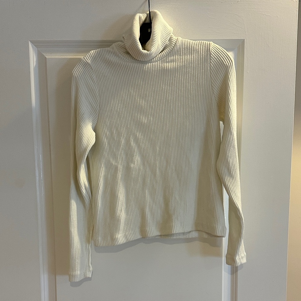 Women's Cream Turtleneck Sweater